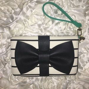 Betsey Johnson Bow Wallet/Wristlet